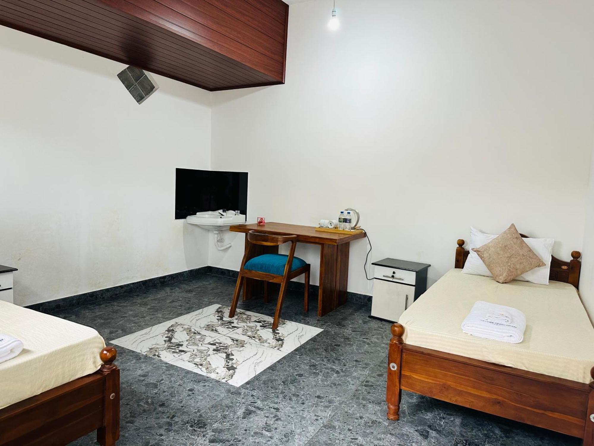 Golden Stars Hotel ダンブッラ エクステリア 写真