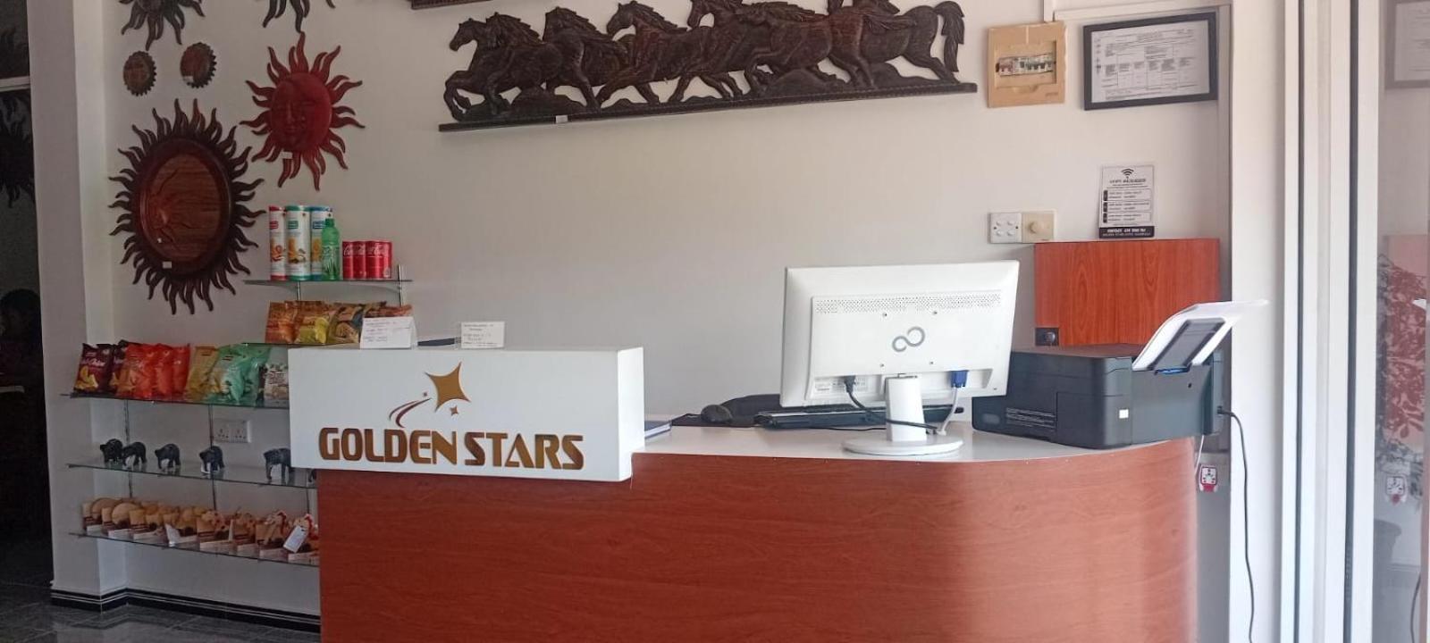 Golden Stars Hotel ダンブッラ エクステリア 写真